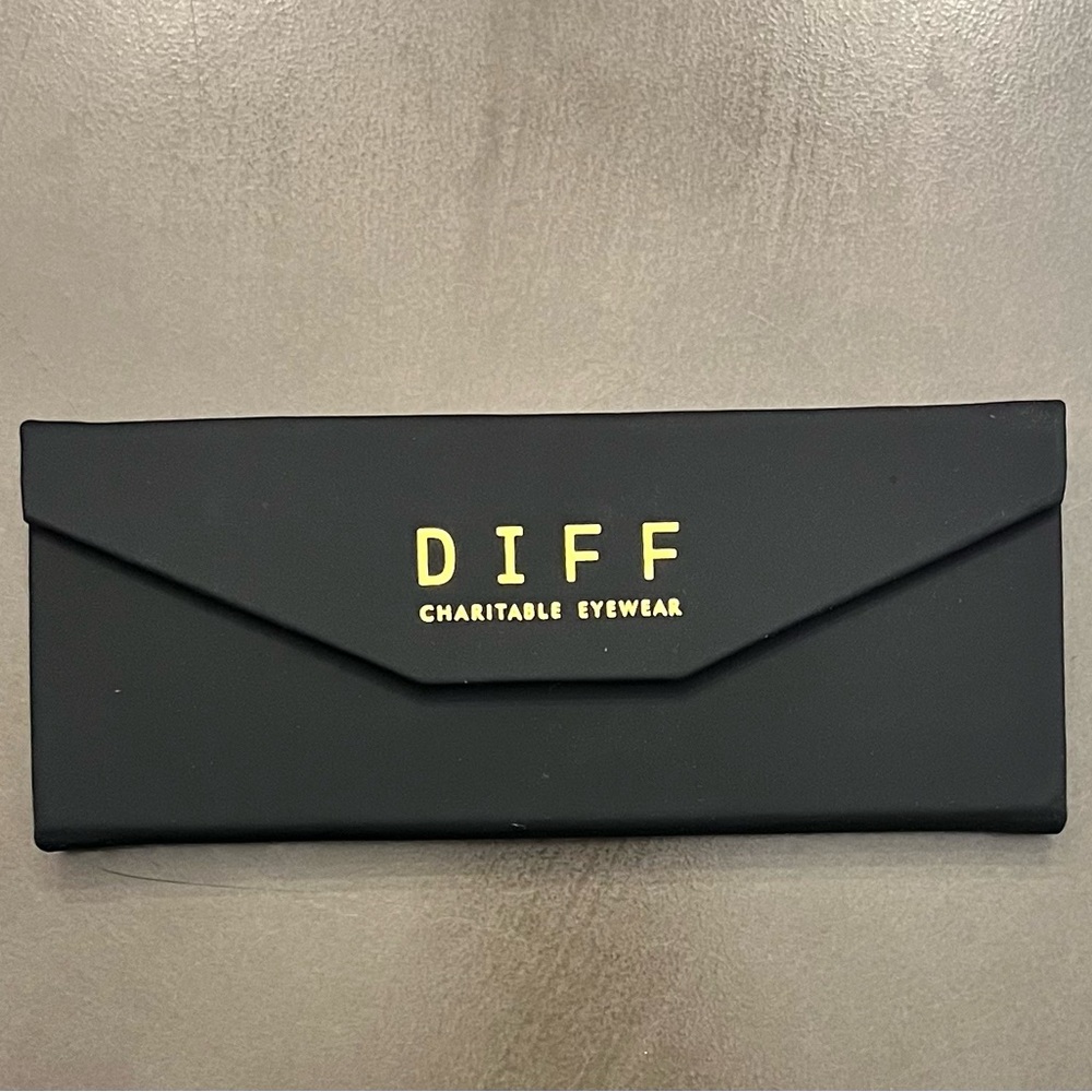 DIFF Eyewear Case - NEW